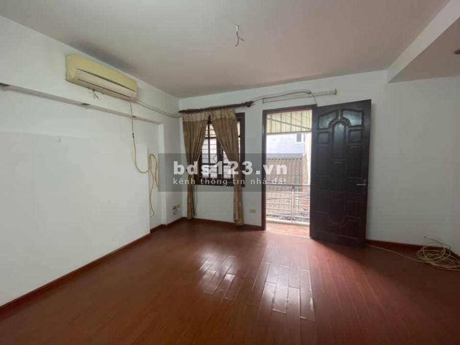 BÁN NHÀ XÃ ĐÀN 36M2 X 6T, LÔ GÓC 3 MẶT THOÁNG, ÔTÔ ĐỖ CỬA, CHỈ 5.4 TỶ.
