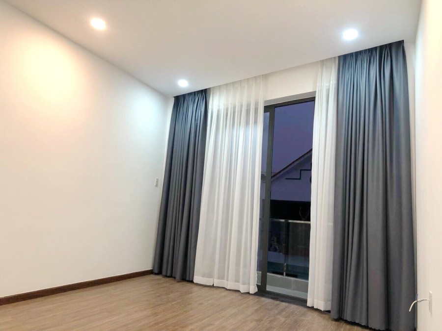 Nhà mới, 3 lầu hẻm ôtô gần MT đường Tám Danh P4 Q8