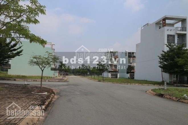 Đầu năm mua đất ngân hàng thanh lý giá tốt,có sổ hồng đầy đủ, gần Khu trung tâm Bình Tân