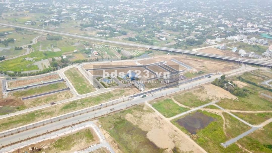 Dự án bật nhất khu tây , tọa lạc Bình Chánh ,Long An ,nơi vị trí vàng ,The Sol City