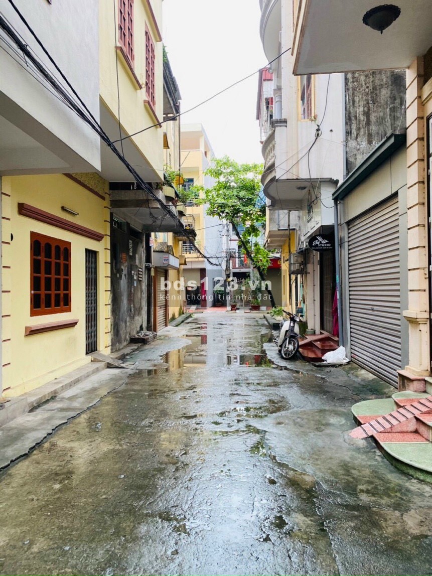 Bán lô đất 2 phố Chu Văn An – Thi Sách, TP Hải Dương, 60.6m2, mt 4.5m, ngõ ô tô