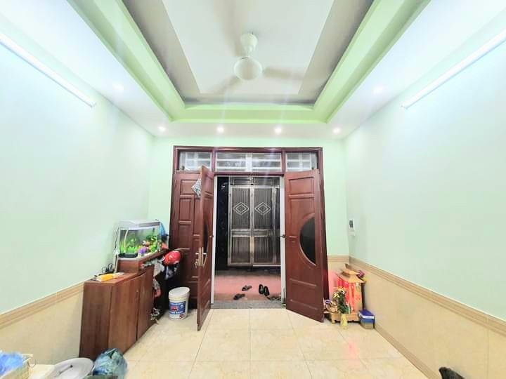 Bán gấp nhà Lương Khánh Thiện 50m 3 tầng 2 thoáng ô tô đỗ cổng chỉ 3.55 tỷ