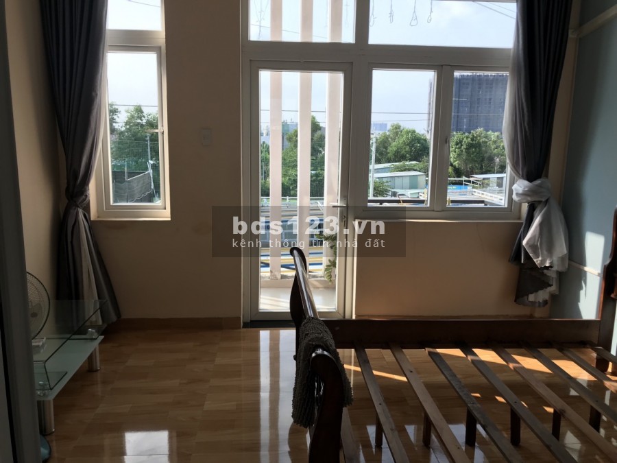 Bán nhanh nhà 1 trệt 2 lầu HXH 1/ Gò Cát Phú hữu- DT: 50m2- Giá 3.99 tỷ