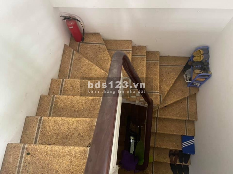 BÁN NHÀ XÃ ĐÀN 36M2 X 6T, LÔ GÓC 3 MẶT THOÁNG, ÔTÔ ĐỖ CỬA, CHỈ 5.4 TỶ.