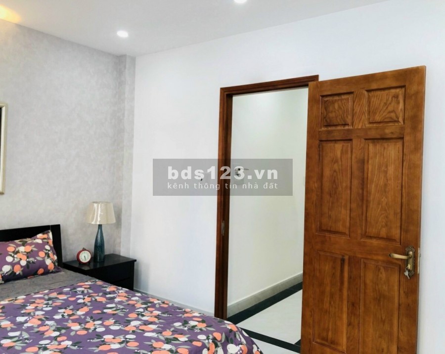 Nhà mặt tiền 4 tầng Nguyễn Hồng Đào. Gần Chợ Bàu Cát. Tân Bình. 15,5 tỷ