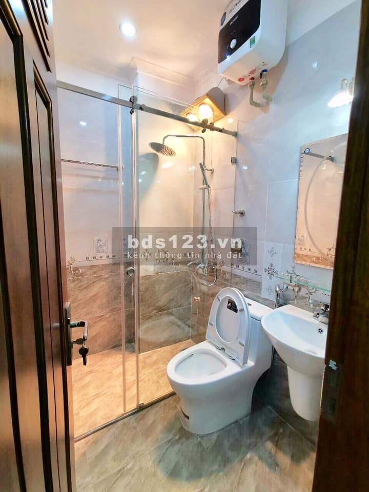 Bán nhà Nguyễn Khánh Toàn 6Tx47m vị trí đẹp, kinh doanh 5.8 tỷ