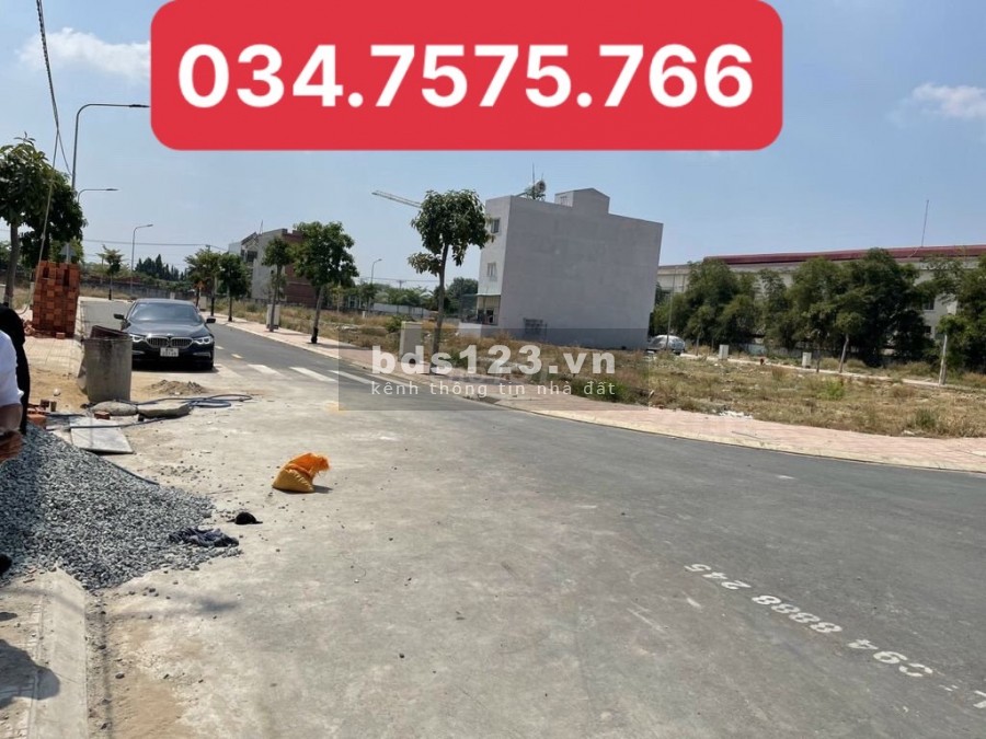 Đất phân lô MT 743. 65m2 (4x17) SHR giá đầu tư chỉ 1ty2