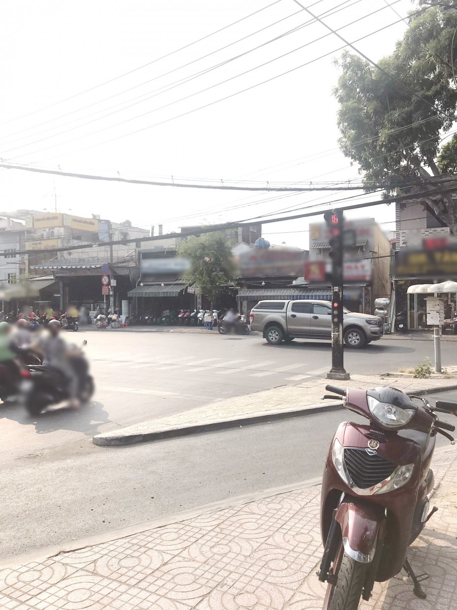 Nhà cấp 4 căn góc mặt tiền kinh doanh Phạm Thế Hiển P3 Q8