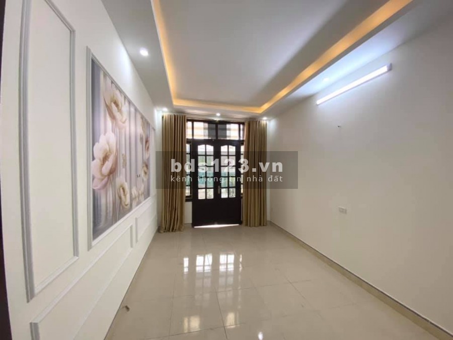 MẶT NGÕ THÔNG KINH DOANH NHỎ 50M RA Ô TÔ TRÁNH
