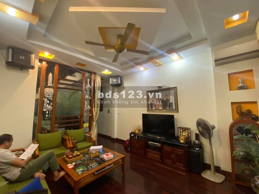 Cần bán CHDV 8 PN Bạch Đằng Quận Bình Thạnh dt 5x24 giá14,5 tỷ TL. LH: 087.193.102