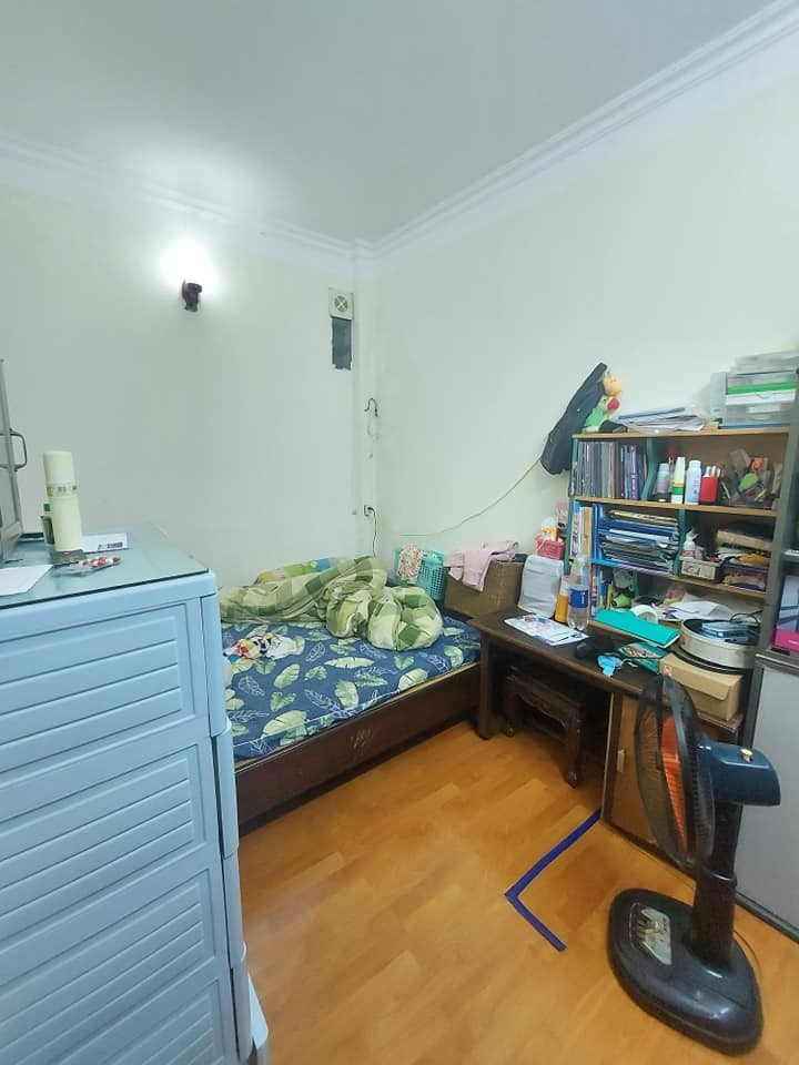 Hơn 2 tỷ nhà ngõ Vĩnh Hưng dt 42m 5 tầng sổ đỏ chính chủ