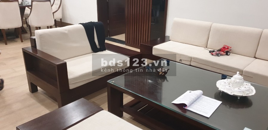 Bán nhà đường Trần phú Hà Đông, 45m2, 4 tầng ô tô đỗ cửa hơn 5 tỷ