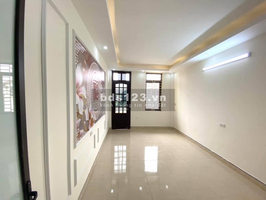 MẶT NGÕ THÔNG KINH DOANH NHỎ 50M RA Ô TÔ TRÁNH