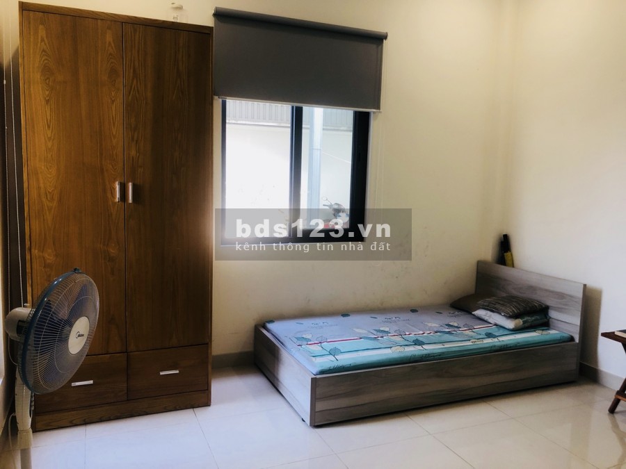 Biệt thự KDC BÁCH KHOA, 1 trệt 1 lầu 430m2, full nội thất, có sân rộng-vườn-gara oto
