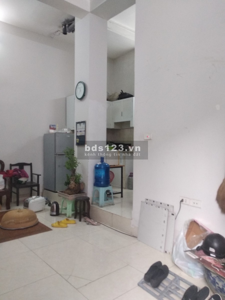 Bán nhà Siêu Rẻ Nguyễn Khoái Hoàng Mai DT 31m2 3 tầng chỉ 1.7 tỷ