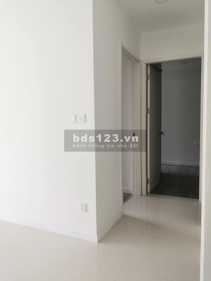 Bán 2PN/2WC lầu 17 central premium Quận 8 view hồ bơi 3,299 tỷ, sổ hồng riêng, bàn giao y hình mới 100%.LH 0938839926 gặp Chị Thúy xem nhà.