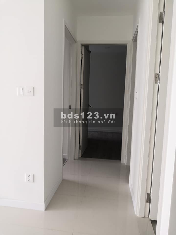 Bán 2PN/2WC lầu 17 central premium Quận 8 view hồ bơi 3,299 tỷ, sổ hồng riêng, bàn giao y hình mới 100%.LH 0938839926 gặp Chị Thúy xem nhà.