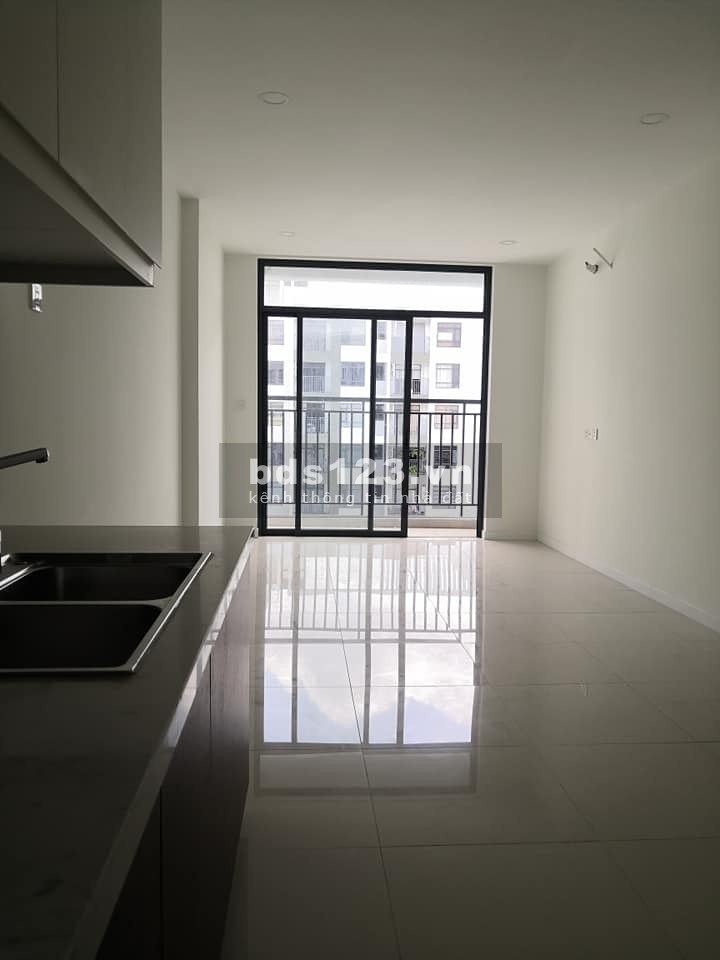 Bán 2PN/2WC lầu 17 central premium Quận 8 view hồ bơi 3,299 tỷ, sổ hồng riêng, bàn giao y hình mới 100%.LH 0938839926 gặp Chị Thúy xem nhà.