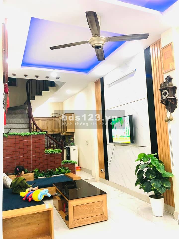 BÁN NHÀ SIÊU ĐẸP đường KIM GIANG, 35m2 x5 TẦNG, CHỈ 3 TỶ