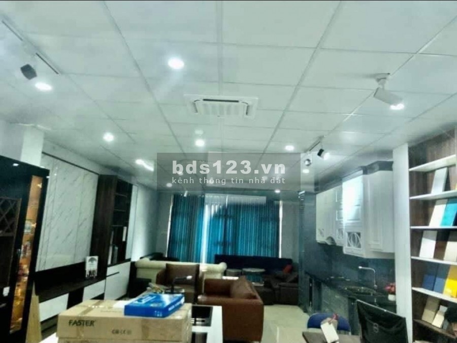 Hiếm, KD 80tr/Tháng, Gara Oto, Bán Nhà Phố Thái Hà 90m, 5 Tầng, MT7m. Giá 15.5 Tỷ