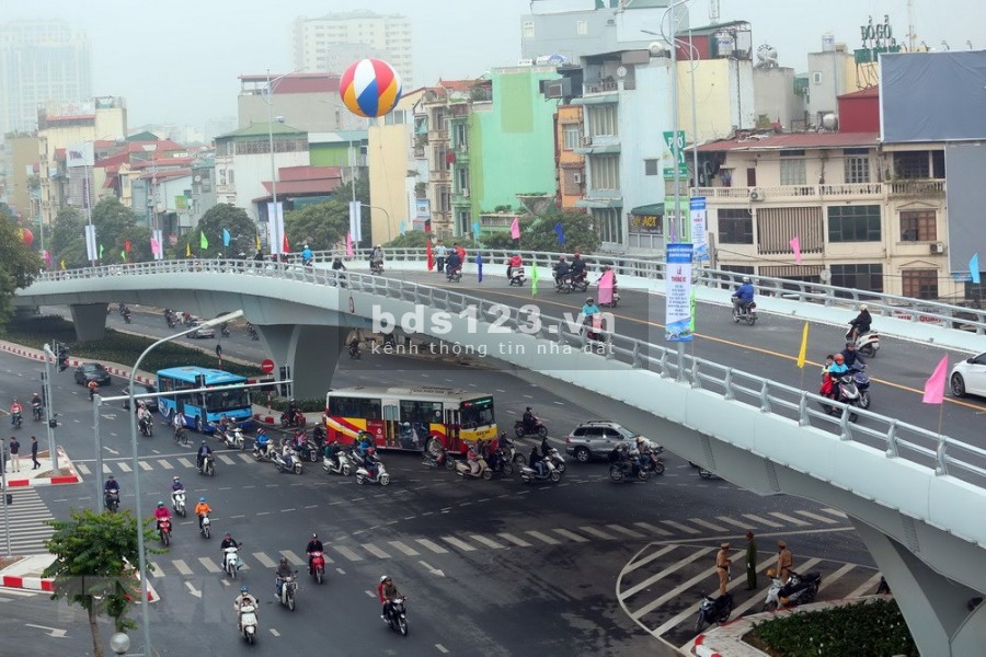 Nhà mặt phố Trần Khát Chân 200m2, MT 11m. Đầu tư, Kinh doanh, Vị trí đẹp, RẺ