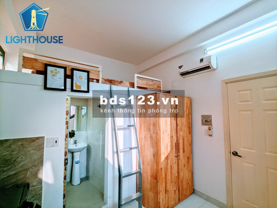 Phòng gác lửng gần ĐH Văn Lang CS3, full nội thất, bảo vệ