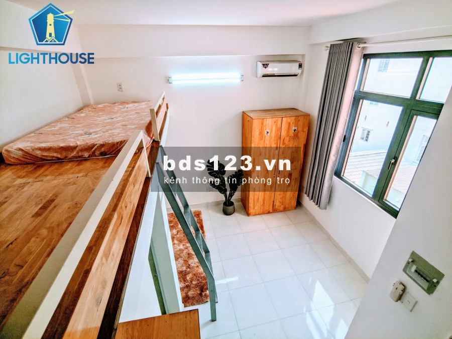 Phòng gác lửng gần ĐH Văn Lang CS3, full nội thất, bảo vệ