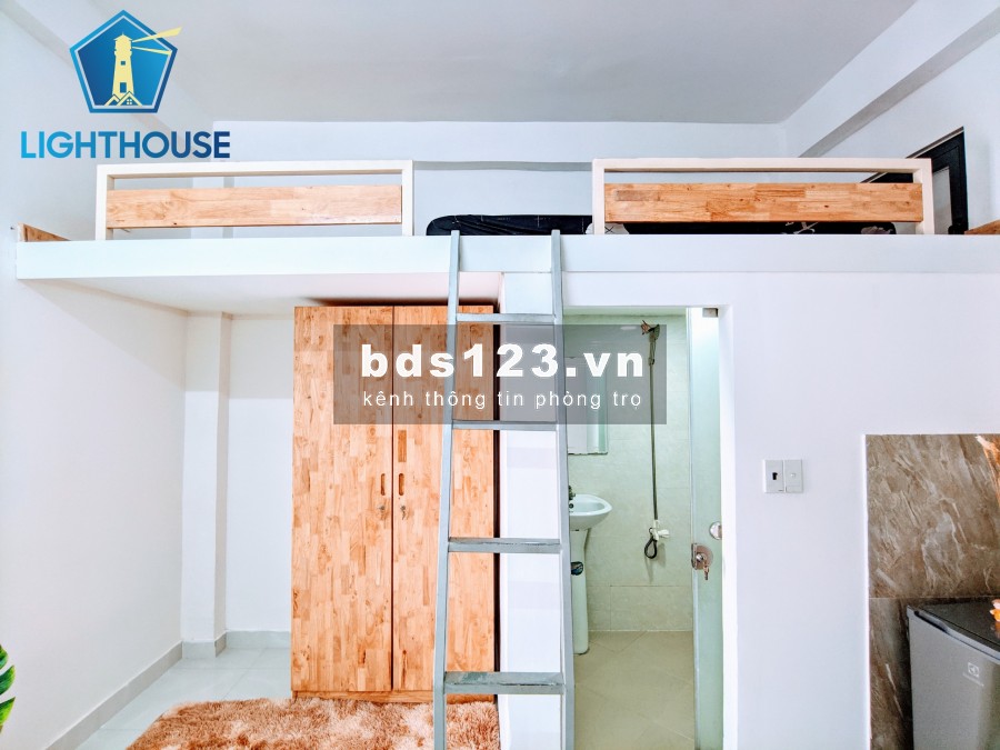 Phòng gác lửng gần ĐH Văn Lang CS3, full nội thất, bảo vệ