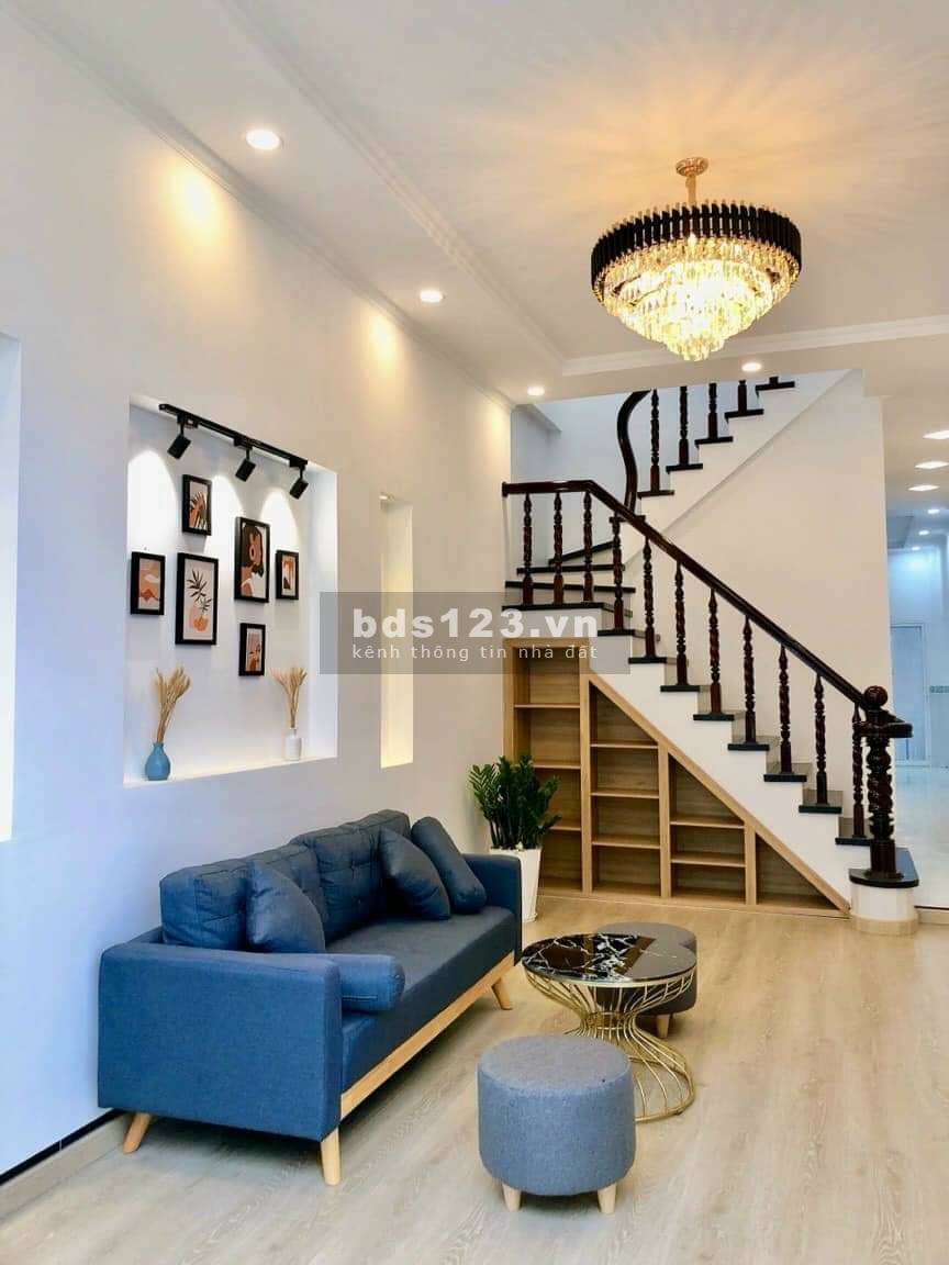 Chính Chủ, Cần Bán Gấp Nhà Sổ Hồng Riêng, 80m2, 900TR.