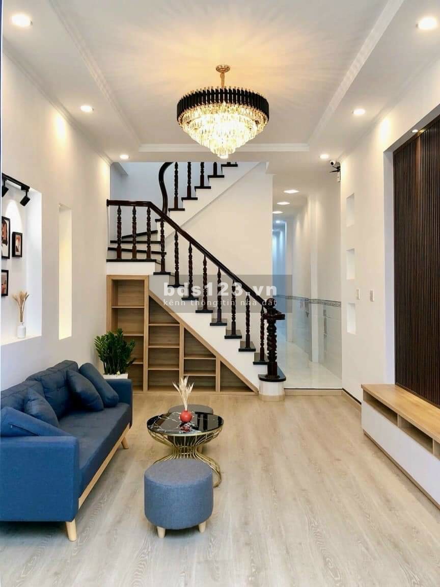 Chính Chủ, Cần Bán Gấp Nhà Sổ Hồng Riêng, 80m2, 900TR.