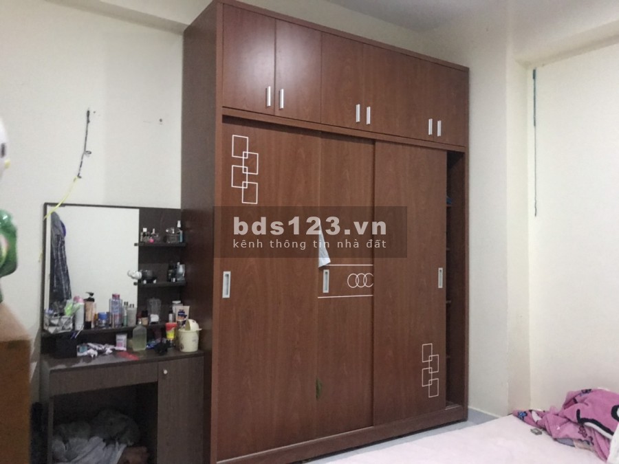 Cần bán căn hộ Lê Thành Block B, dt 83m2, 2 phòng ngủ, sổ hồng
