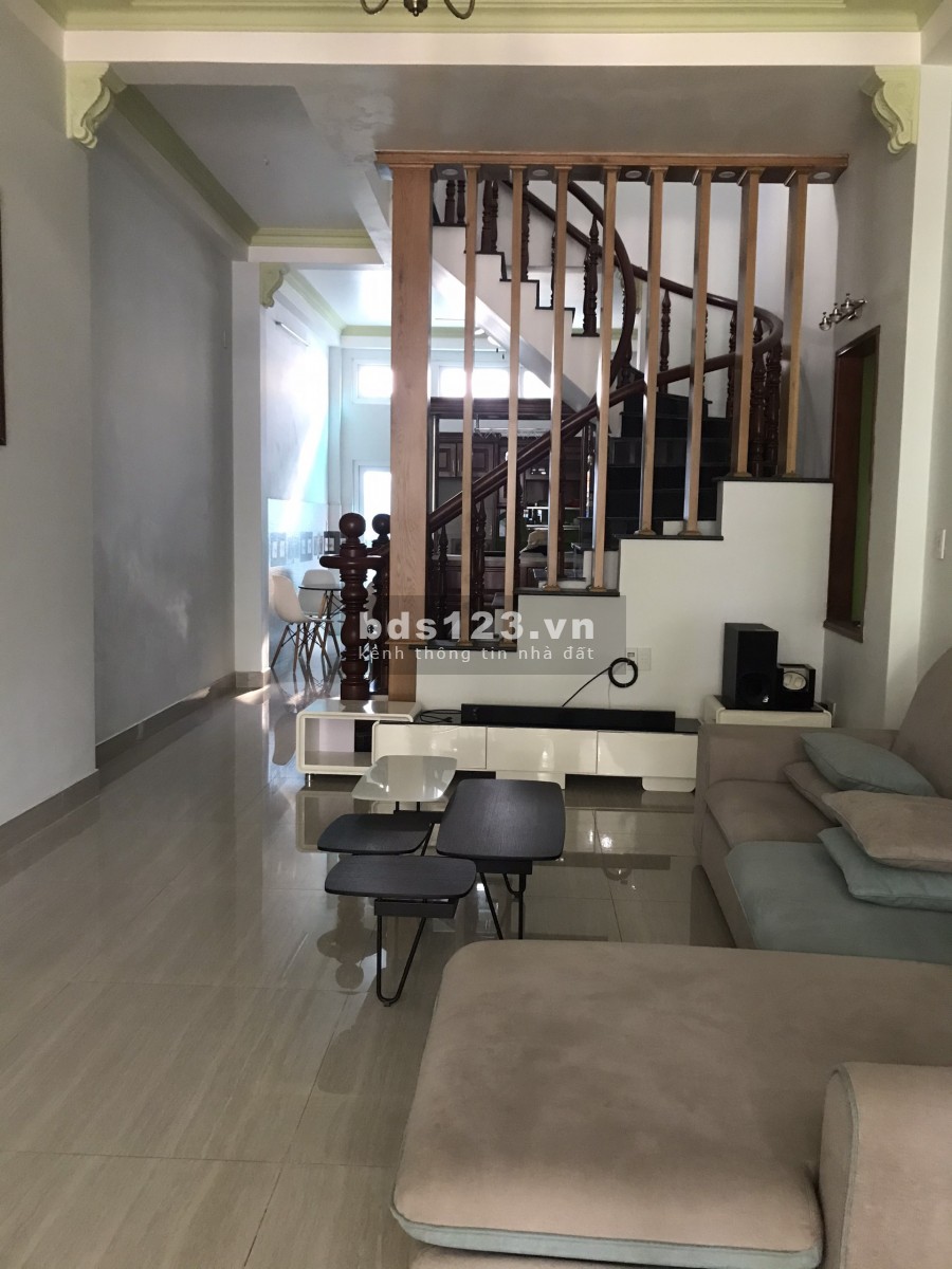 Cho thuê nguyên căn mặt tiền số 7 đường số 5, phường Phước Bình quận 9. 20 triệu/tháng