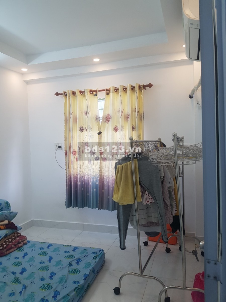 Nhà VB đất thổ cư có GPXD, hoàn công đầy đủ, hẻm xe hơi 3.2x12m