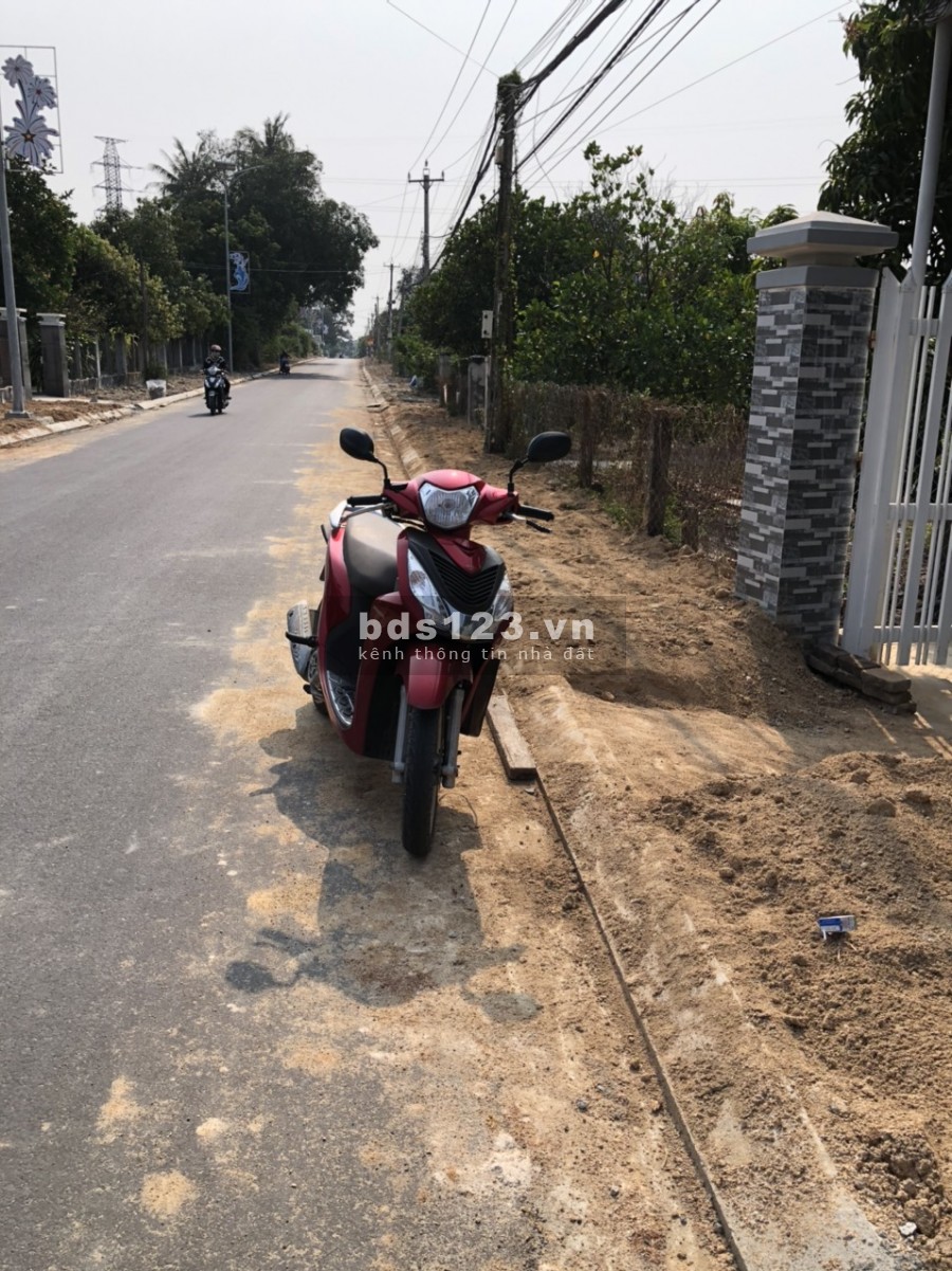 CHÍNH CHỦ BÁN NHANH LÔ ĐẤT GẦN ĐẦM THỦY TRIỀU