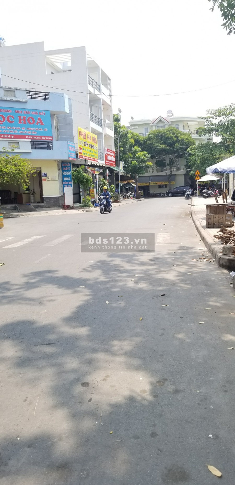 Cho thuê mặt bằng 100m2 đường Phạm Hữu Lầu 8 triệu, Quận 7