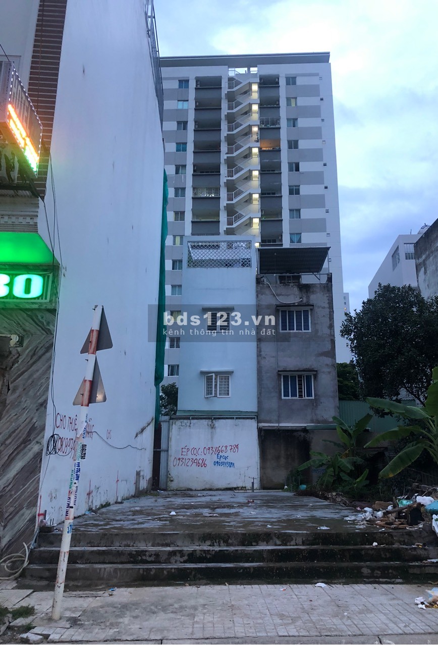 Cho thuê mặt bằng 100m2 đường Phạm Hữu Lầu 8 triệu, Quận 7