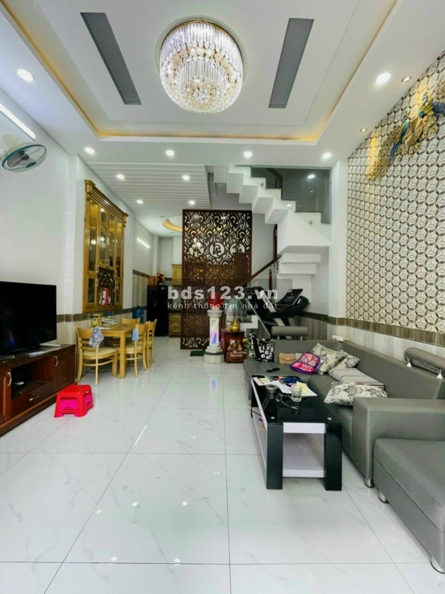 Nhà xây năm 2017, 1 lầu, 56m2 giá 670 triệu đường Hà Đặc, Trung Mỹ Tây, Q12.