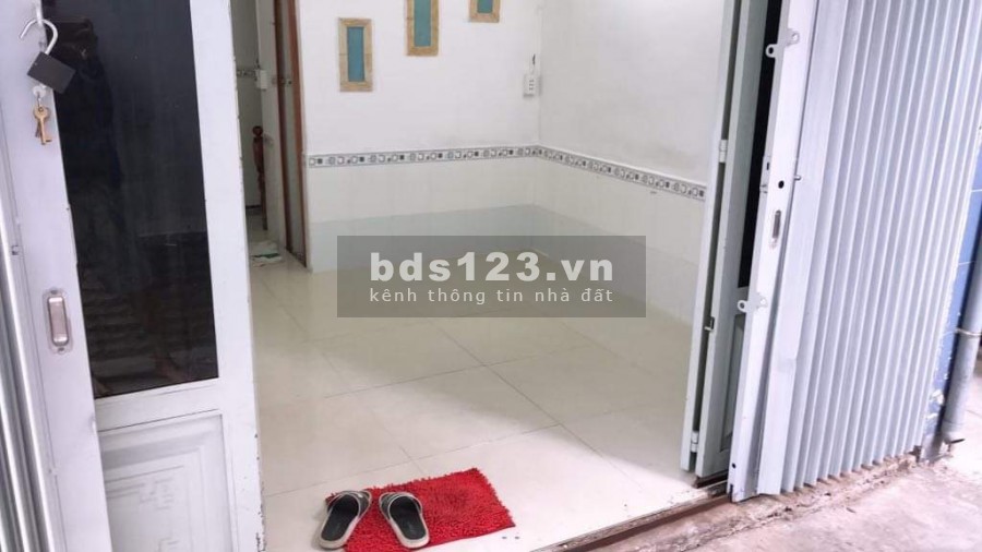 Bán nhà quận 4 giá rẻ chỉ 2 tỷ hơn