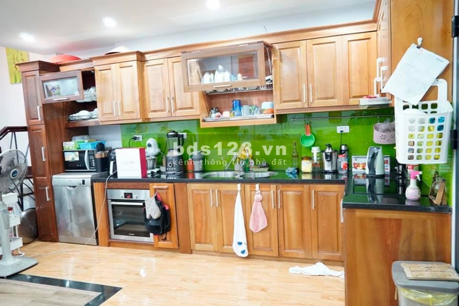 BÁN NHÀ 45MX5T NGÕ PHỐ NHÂN HÒA MẶT TIỀN 6M 0969040000
