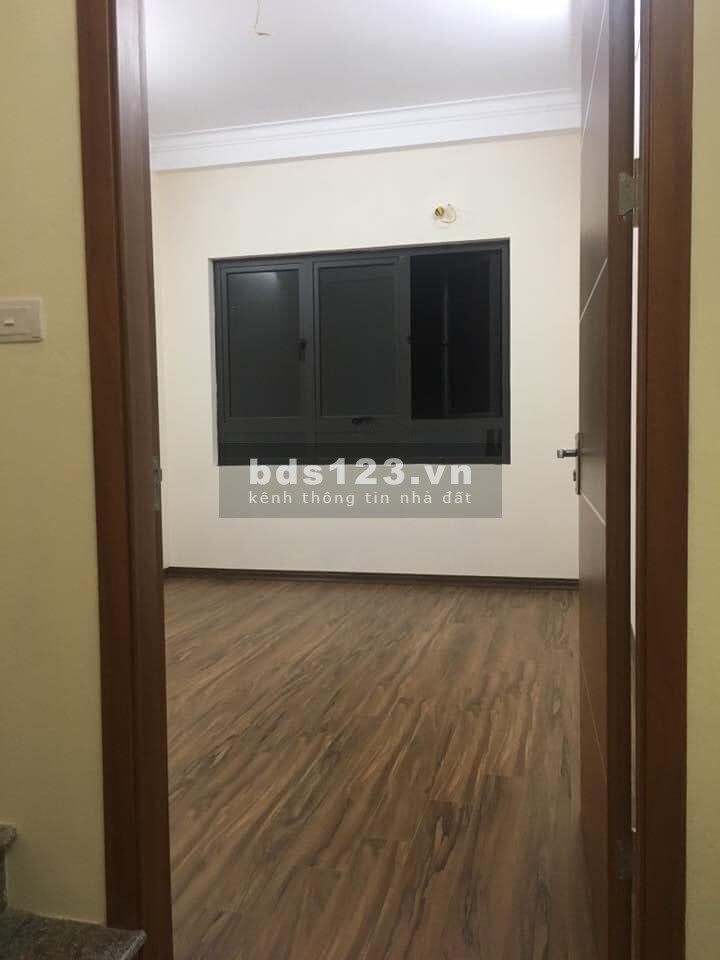 NHÀ BÁT KHỐI, 40M2, 4T, NGÕ 3 GÁC TRÁNH, CHỈ HƠN 2 TỶ, Ở LUÔN.