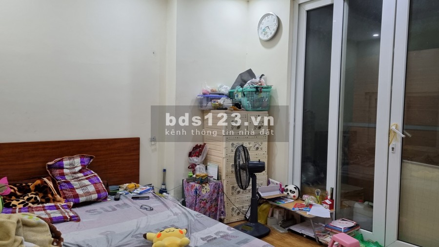 Bán nhà Phố Lê Thanh Nghị, 45m2x3TxMT4m, Giá 7,8 tỷ
