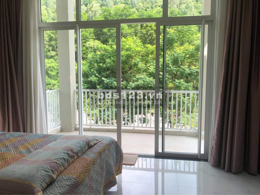 Chính Chủ Cần Bán Biệt Thự Đường Lê Văn Lương. LH 0934868717