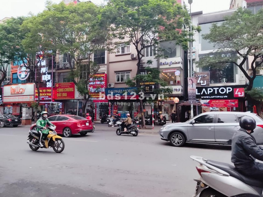 Bán Gấp nhà Đường Láng, Kinh doanh đỉnh, dt 42.6m2, Mặt tiền 5m giá chỉ 10,5 tỷ