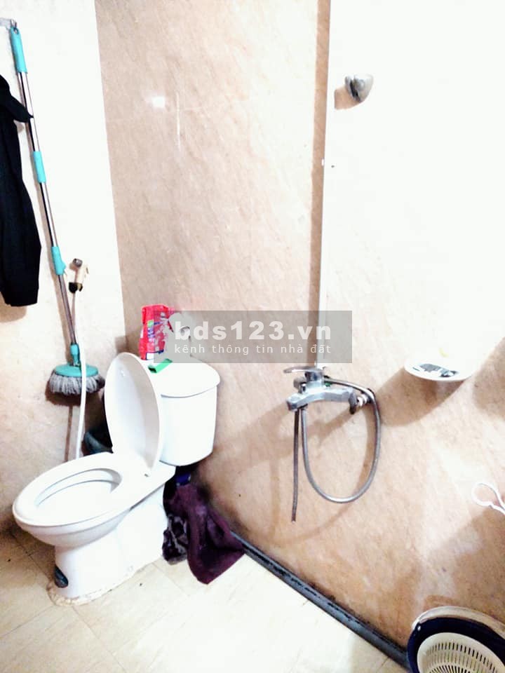 Bán Gấp nhà Đường Láng, Kinh doanh đỉnh, dt 42.6m2, Mặt tiền 5m giá chỉ 10,5 tỷ
