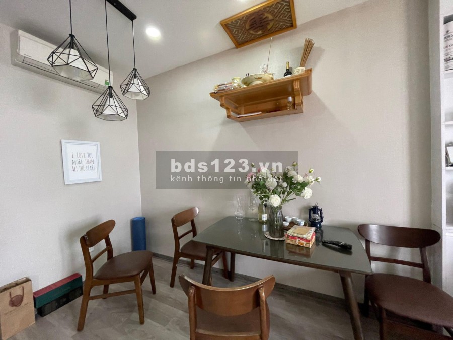 Chính chủ bán gấp căn 2 ngủ tại Xuân Mai Complex Tố Hữu Hà ĐÔng, full đồ, SĐCC. Lh 0815946789
