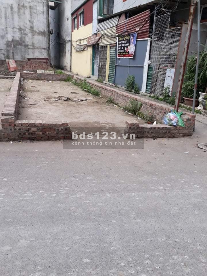 Bán đất Cầu Diễn, lô góc phân lô, ngõ thông, Ô tô vào nhà, DT 46m2, giá 4.5 tỷ