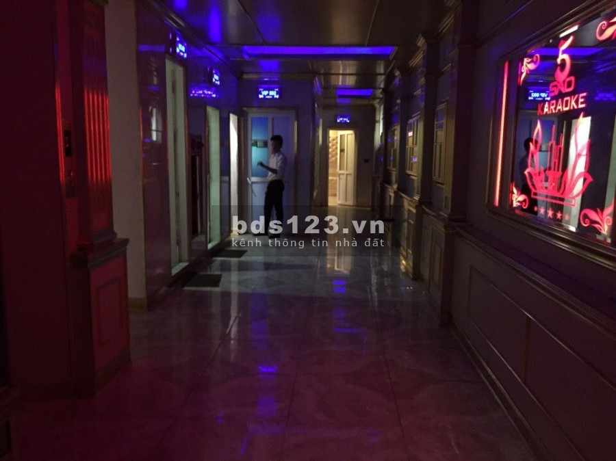 Bán nhà mặt phố Hoàng Quốc Việt, KD VIP, 205m2, 7 Tầng, 6.2m Mặt tiền, 67 Tỷ, LH 039844444