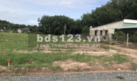 Bán đất thổ cư trung tâm huyện Đồng Phú 4tr/m2