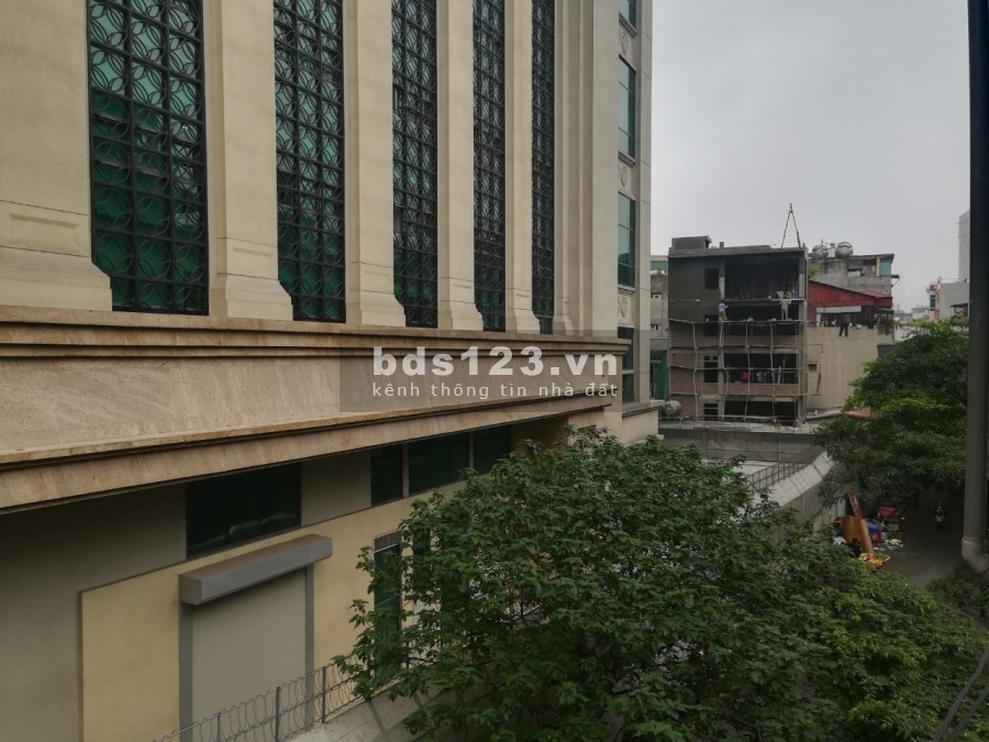 Cho thuê nhà 316 Đê La Thành (sau ngân hàng nhà nước 504 xã đàn)