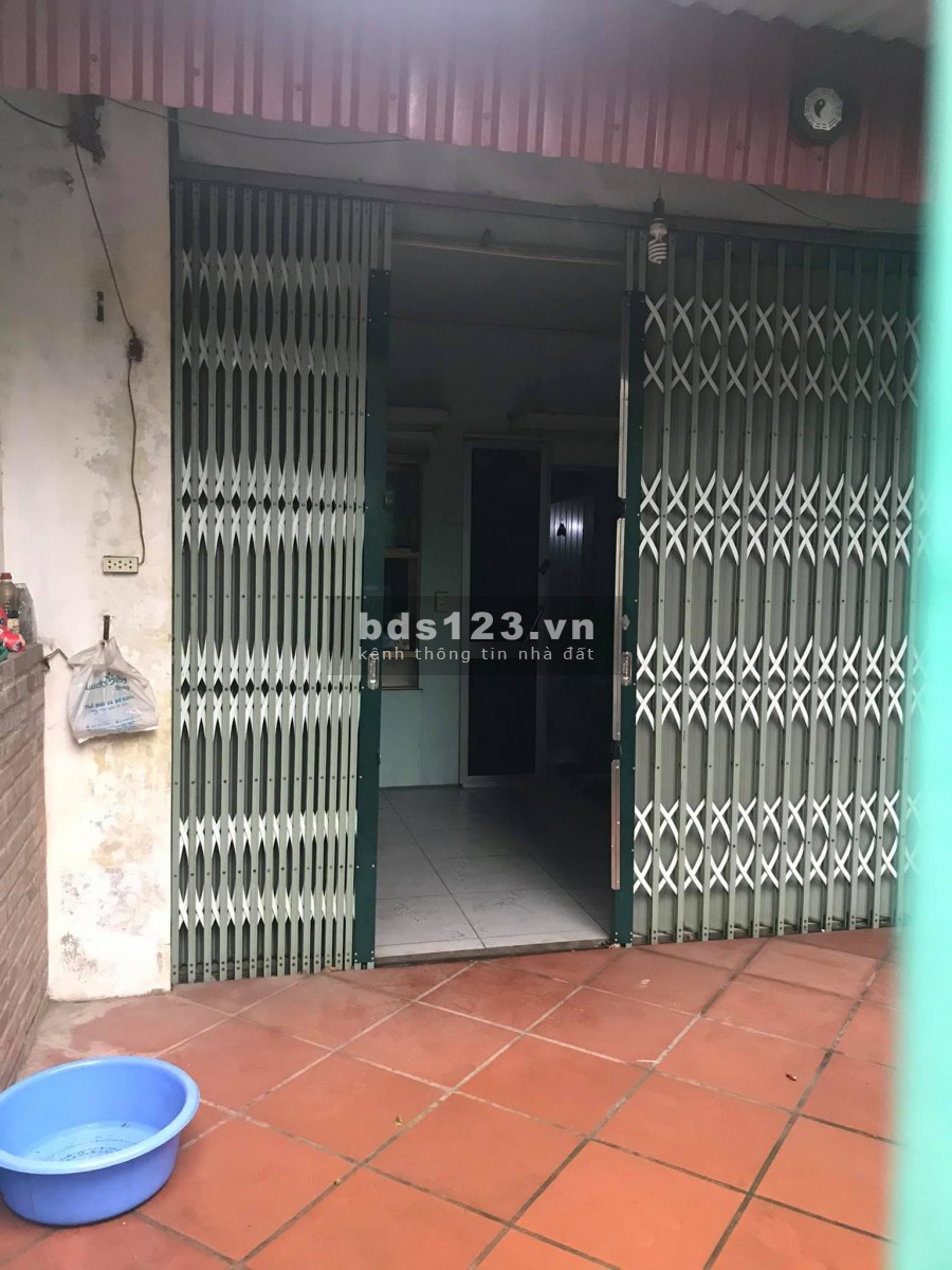 Bán nhà cấp 4, đường Nguyễn Lương Bằng, TP HD, 57.6m2, mt 4.2m, chỉ 1.6 tỷ, ngõ ô tô